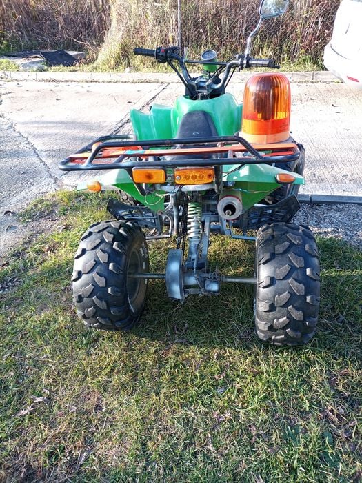 Vând atv de 125.