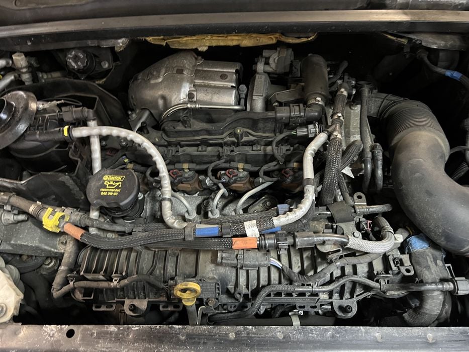 motor dezechipat land rover discovery 2.0 motorina 2016