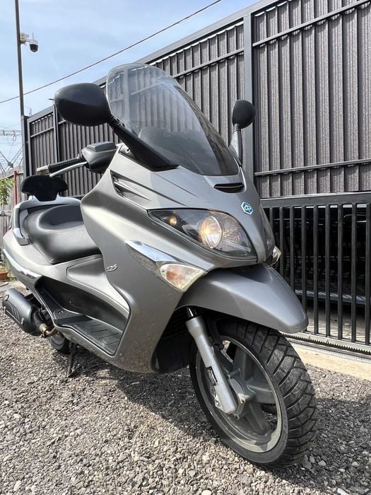 Scuter PIAGGIO va X-evo 125 cc RATE Fara Avans