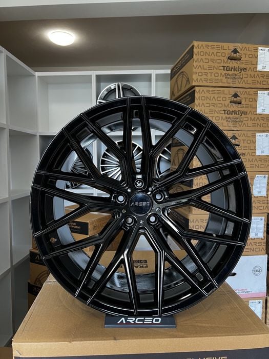 Jante noi R18 Arceo Valencia pentru Volvo Jaguar DS Ford Land Rover