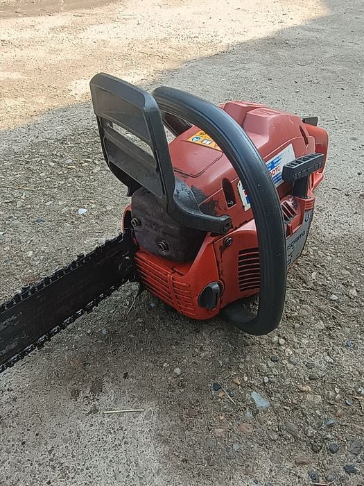 Vând sau schimb Husqvarna 340 Air injection