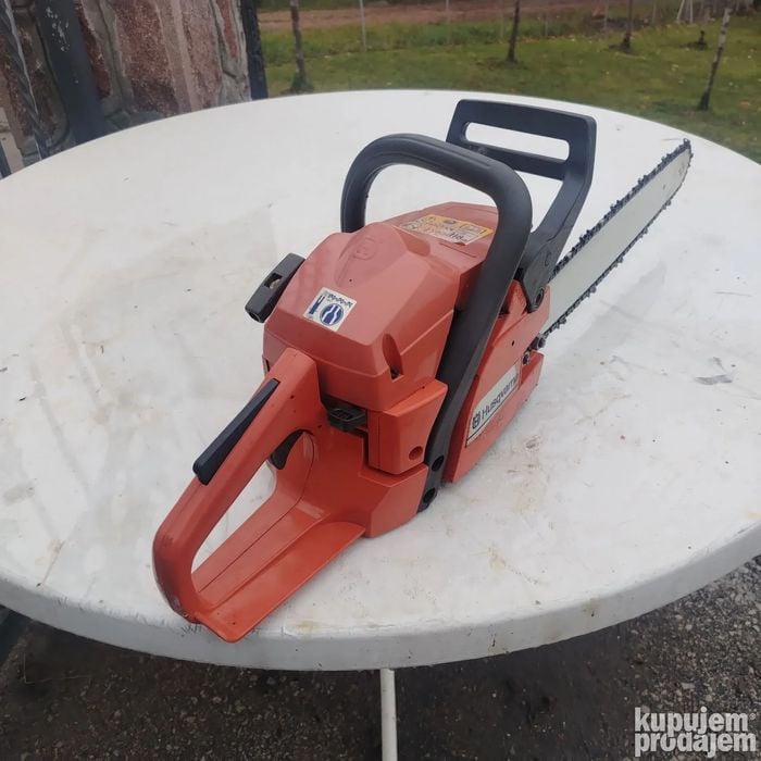 Vând urgent Husqvarna137