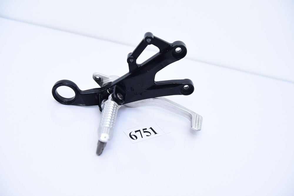 BMW S1000RR K46 / HP4 2009 - 2014 Suport cu scăriță și pedală de frână