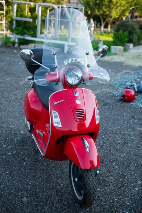 Piaggio Vespa 300GTSie