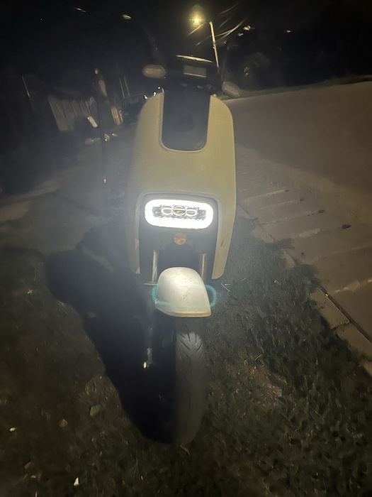 Vand scuter electric defect