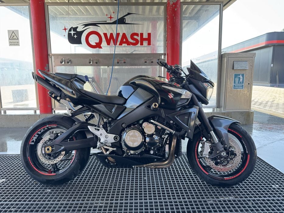 Suzuki GSX 1300 B King Black Edition