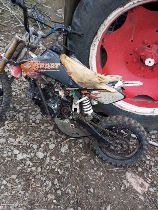 Vând scuter 125  4 t