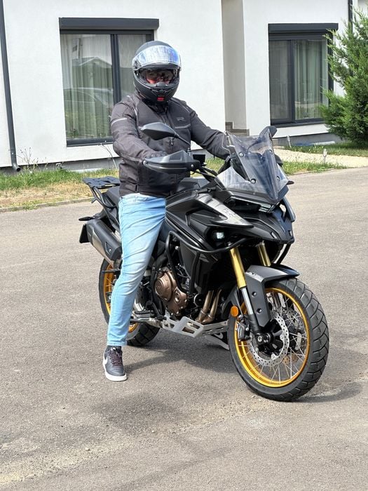 Motocicleta Voge 625 X ca noua (rulaj 200km)