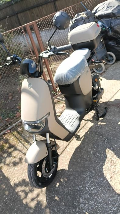 Vând,schimb scuter electric.