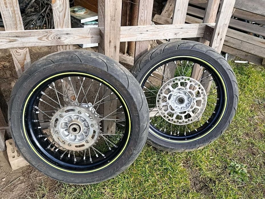 Roti supermoto Suzuki drz 400