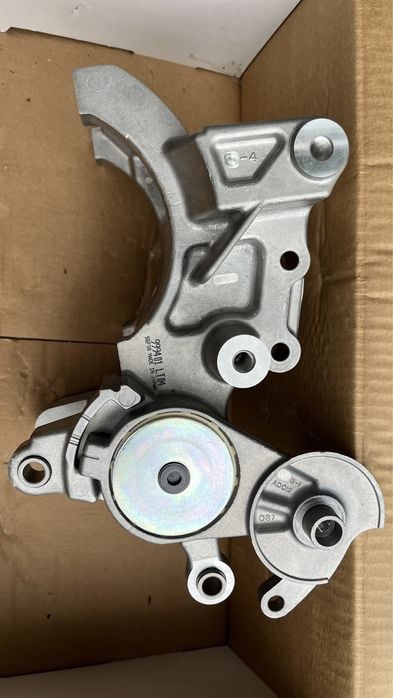 Intanzator curea transmisie Toyota Land Cruiser