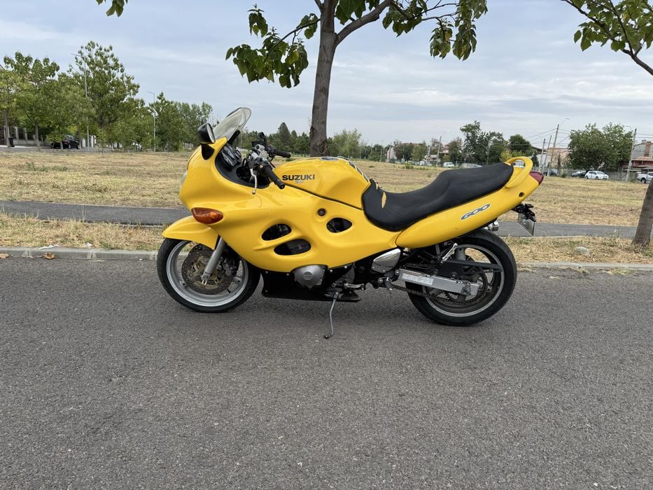 Suzuki gsx 600 f Katana. Vand sau schimb