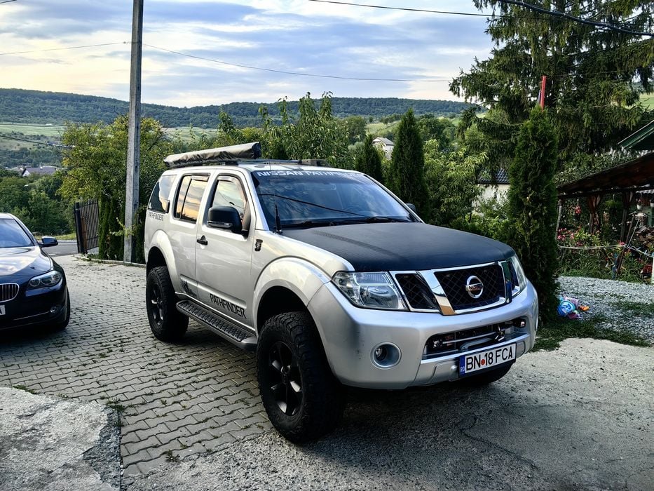 Nissan pathfinder r51 2012
