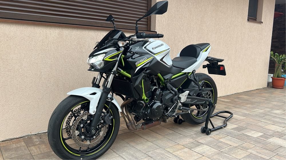 Kawasaki z650 an 2020 7000 km