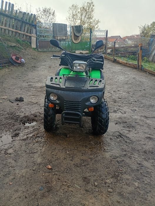 Vând ATV de 180cc foarte bun de funcționare recin a dus din Germania