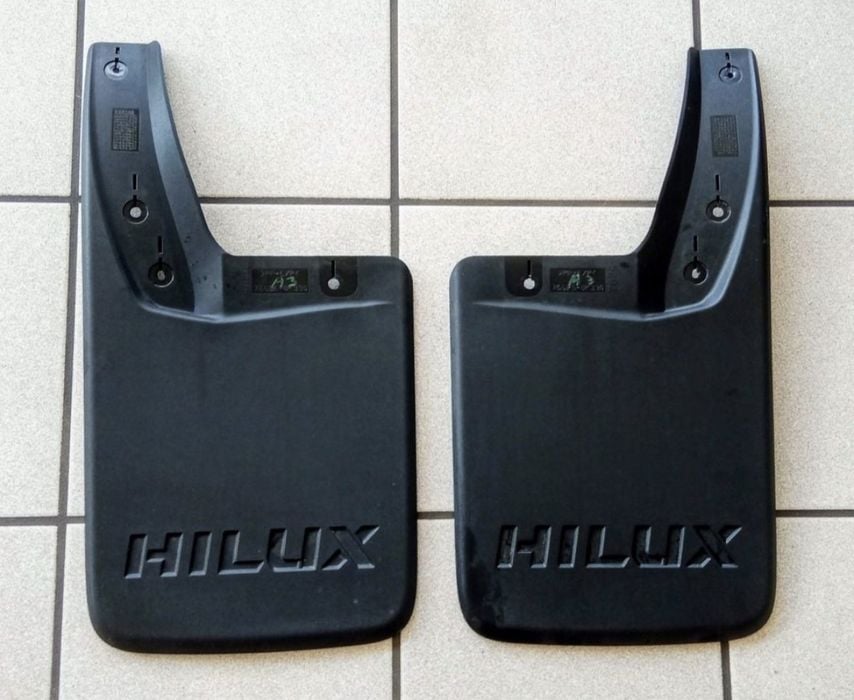 Presuri Aparatori Noroi Toyota Hilux Originale