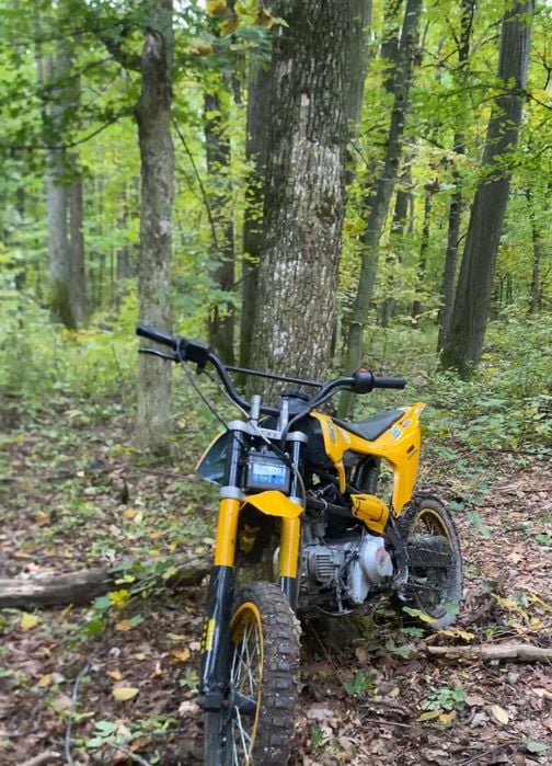 Vand cross 125 automat ca defecte pana pe spate