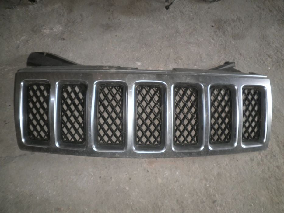 Grila radiator Jeep Grand Cherokee 2008 55157464
