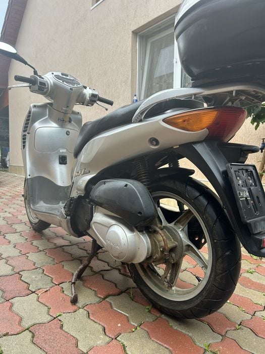 Scuter Honda SH 125