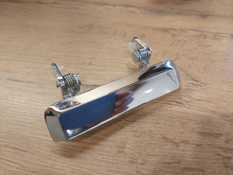 Maner usa Suzuki Samurai