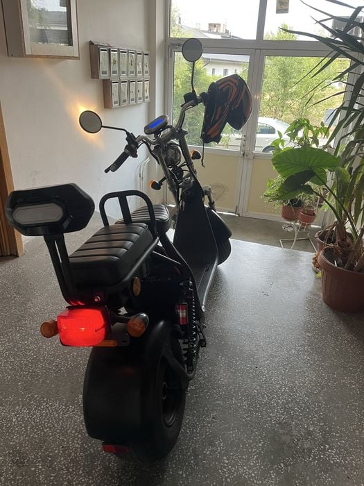 Moped electric + cască