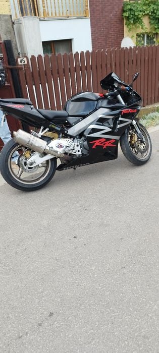 Honda CBR 954 fireblade