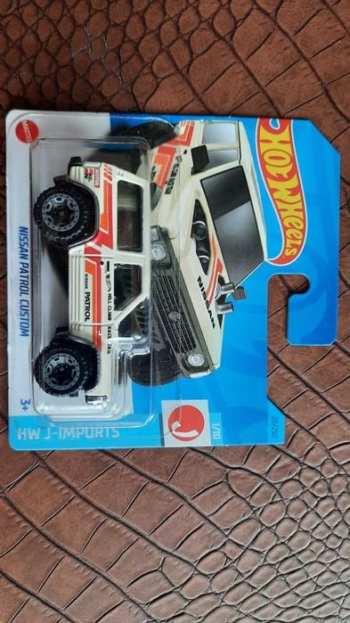 Hot Wheels Nissan Patrol Custom
