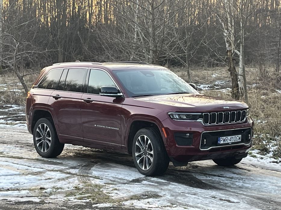 Jeep Grand Cherokee WL Overland 5,7 HEMI 2022 66 tys km, krótki