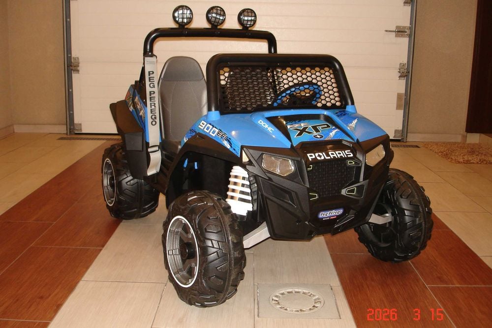 Peg Perego Polaris Ranger RZR 900 12 V pojazd na akumulator dla dzieci