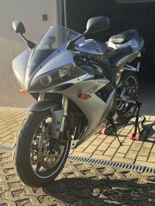 Yamaha r1 2005r rn12