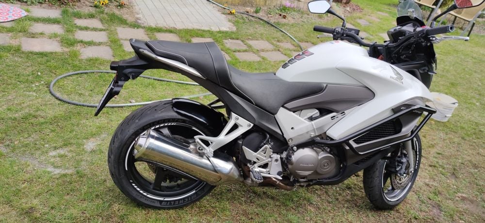 Honda VfR 800 crostuner