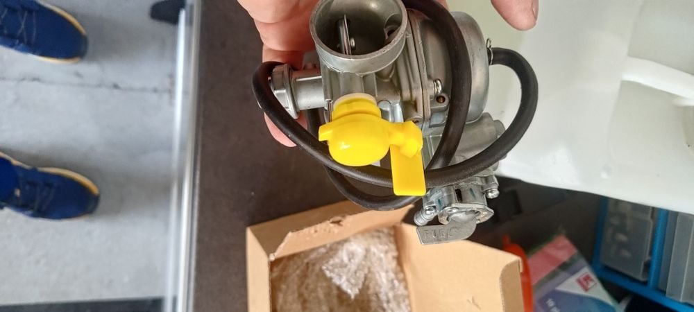 Gaźnik ZB 50 miki 4 suwowy Honda trx 90, xr90, c50, c70, c90dax