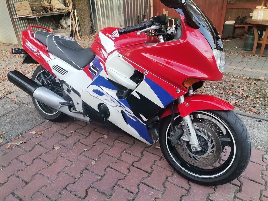 Honda CBR 1000 f dual sc24