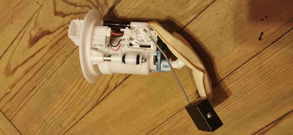 Yamaha kodiak 450 yfm pompa paliwa