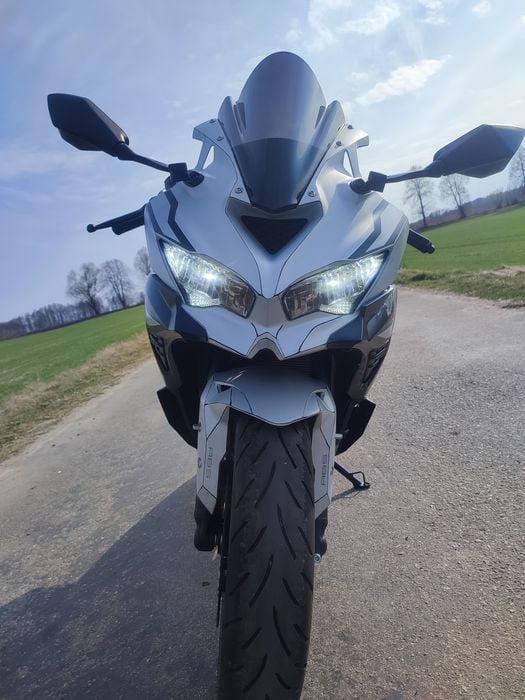 Kawasaki ZX 4rr  niski przebieg