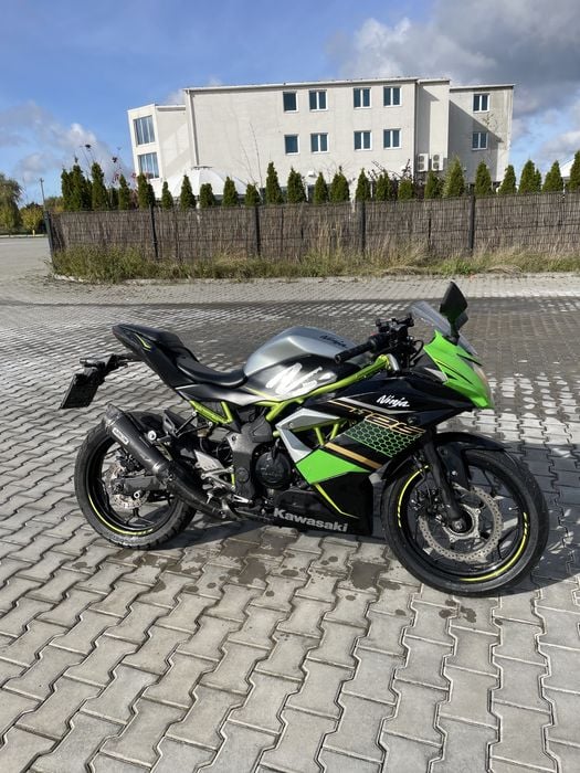 Kawasaki Ninja 125 BX125A