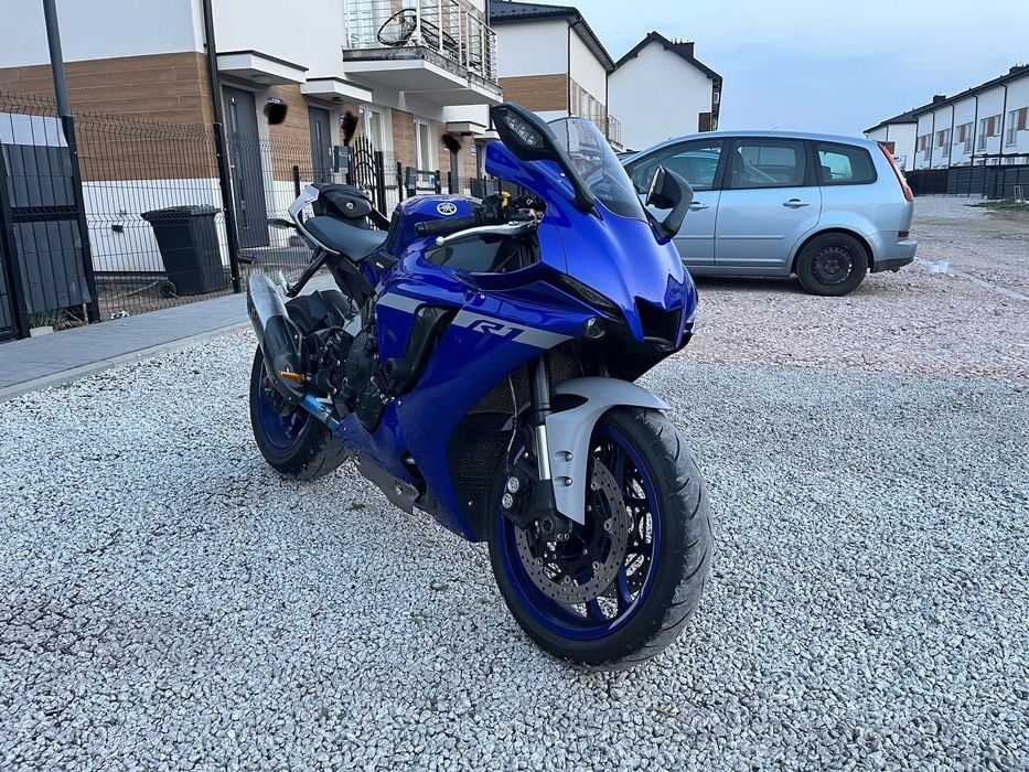 Yamaha R1 RN65,  Akrapovic  Carbon2race  Salon Polska