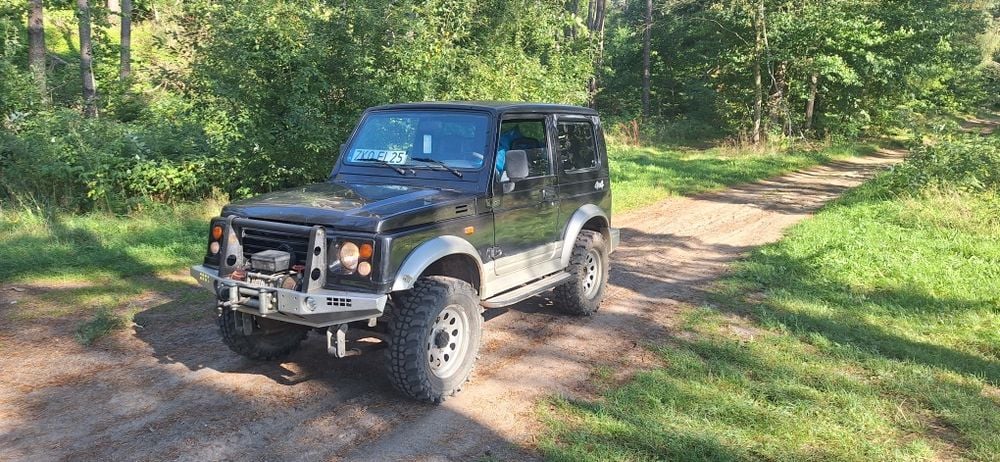 Suzuki Samurai 1.3 4x4 Benyzna Lift Wyciągarka