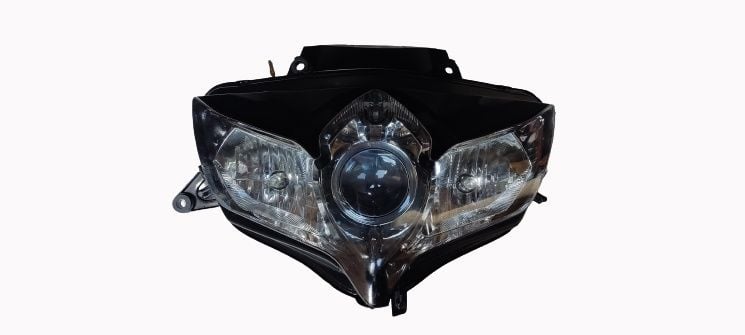 Suzuki GSX-R 750 k8 k9 L0 lampa 600