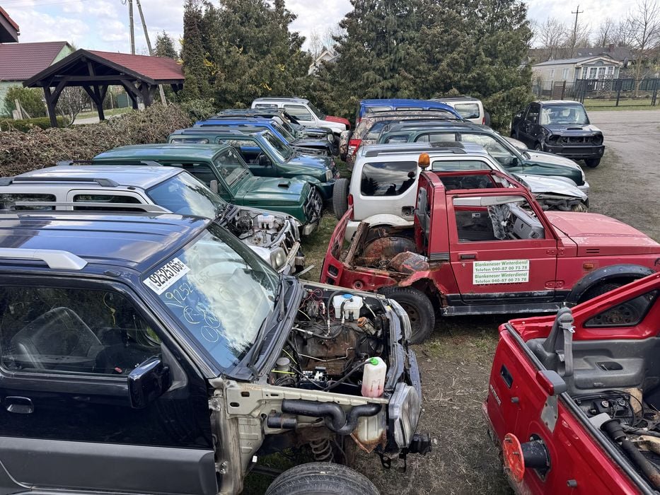Suzuki Jimny -NADWOZIE + w ofercie wszystkie części do Jimny