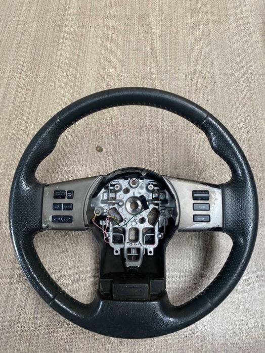 Kierownica nissan navara 2010rok