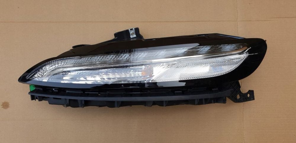 jeep cherokee kl lampa lewa reflektor 68157105as