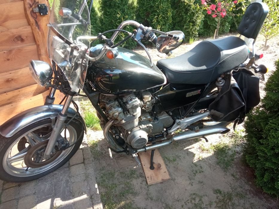 Honda CB750 Custom