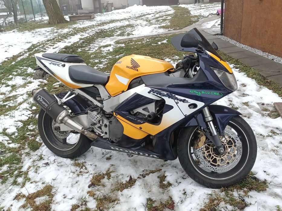 Honda CBR 929 SC 44