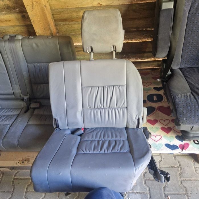 Fotele kanapa 3 rząd Toyota land cruiser j100 100