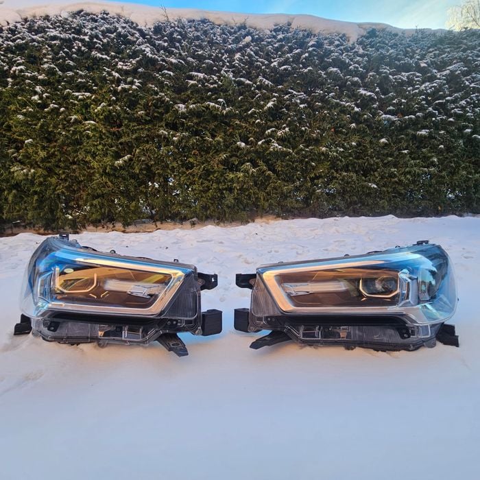 Lampy Toyota Hilux VIII full led