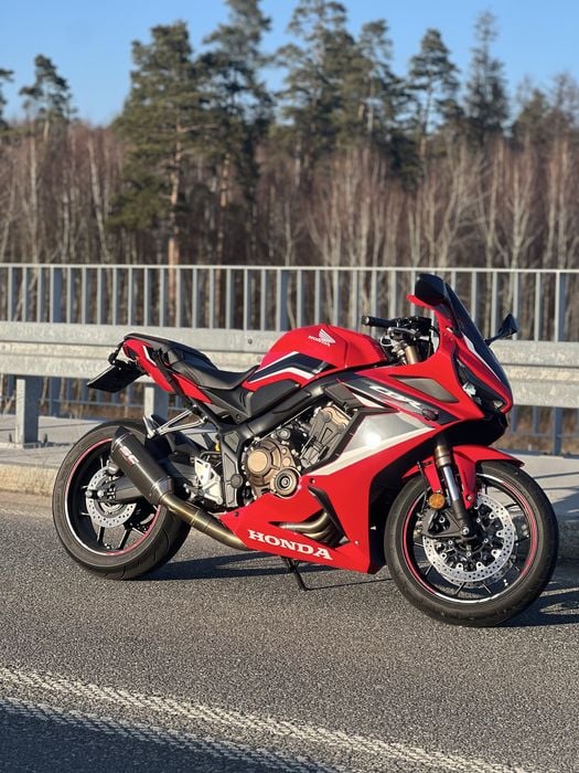Honda CBR 650R - SCProject