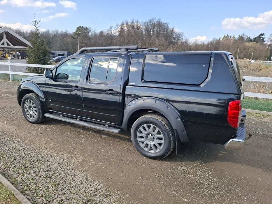 Nissan Navara 3.0  V6 automat