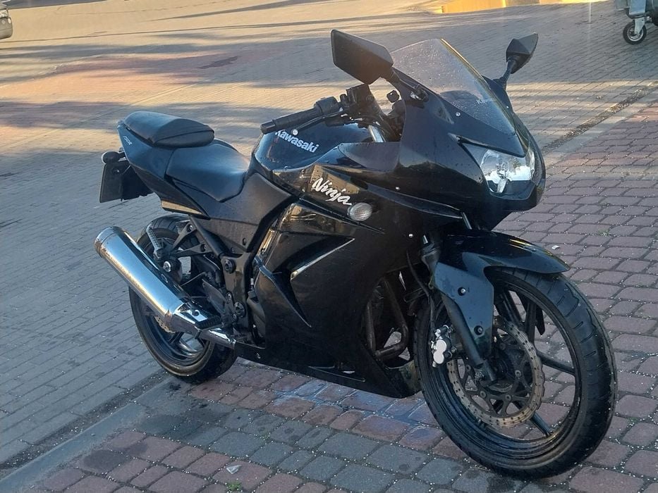 Kawasaki Ninja 250cm, stan bdb