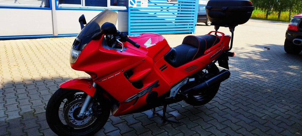 motocykl Honda CBR 1000F